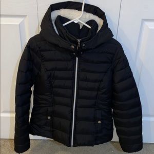 Ladies Hollister puffer Jacket